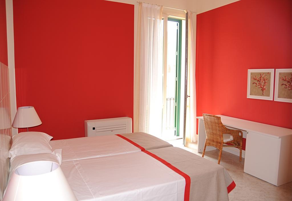 Albachiara Suite Rooms - City Center Trapani Quarto foto